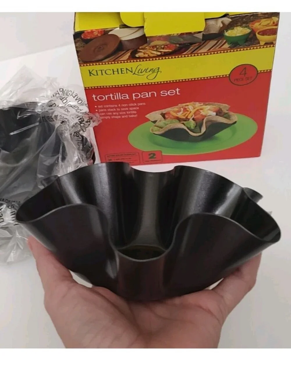 NEW Set of 4 Non Stick Tortilla Shape Pans Oven & Dishwasher Safe Kitchen Living